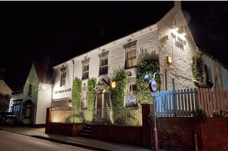 Forest Lodge Hotel