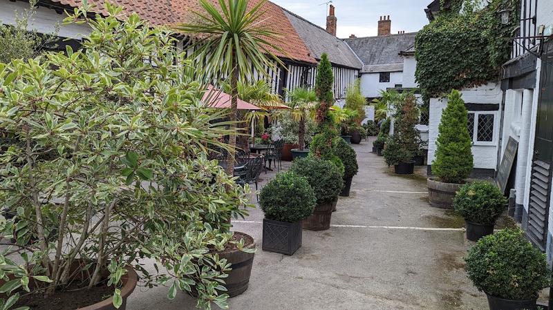 The Saracens Head Hotel